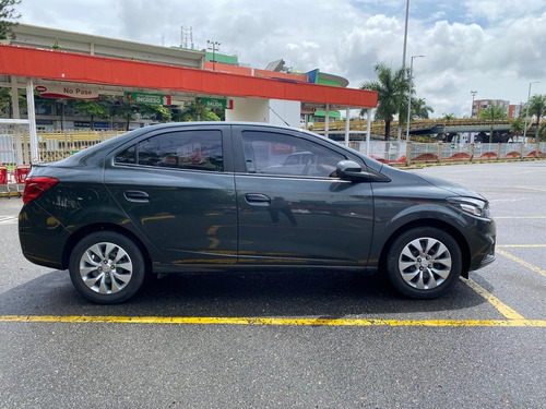 Chevrolet Onix 1.4 Lt