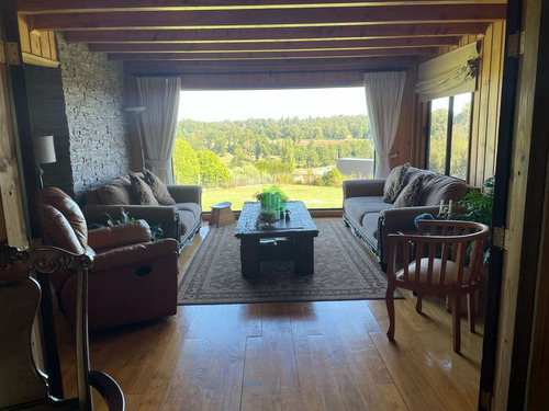 Hermosa Casa En Venta De 5 Dorm. En Osorno