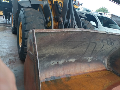 Imagem 3 de 5 de Volvo L60