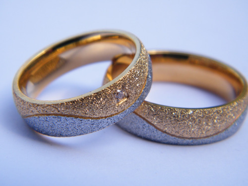 Anillo Elegante De Acero Para Bodas- Compromisos.