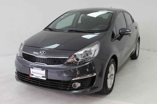 Imagen 1 de 14 de Kia Kia Rio Sedan 2017 4 Cilindros