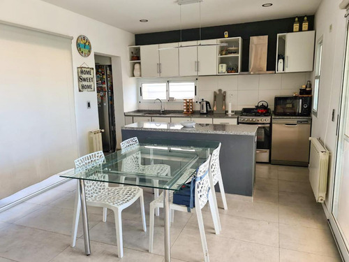 Tigre - Casas De Santa Maria U$s 179.000 - 4dorm - Pileta