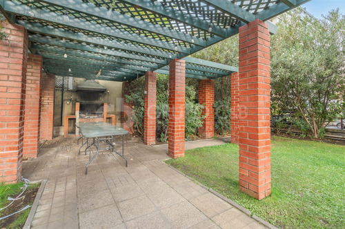 Departamento En Venta En Las Condes 3 D 2 B 2 Estacionamient