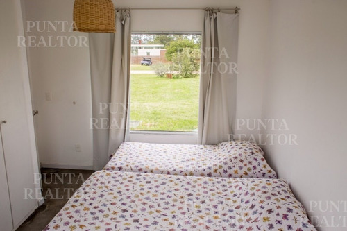 Excelente Chacra Con Casco De Muy Buen Gusto En Complejo Privado Con Piscina, Cáñalos, Kayaks, Huerta Orgánica, 3 Dormitorios Uno En Suite Parrillero - Ref: 323