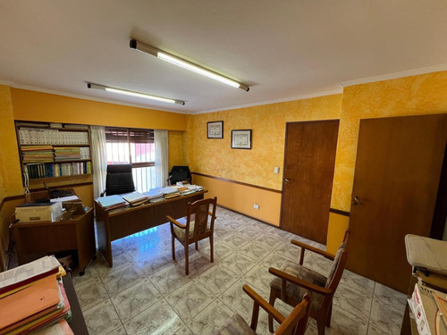 Oficinas En Venta, 50 Mtrs De La Peatonal. B° Centro, Villa Carlos Paz.