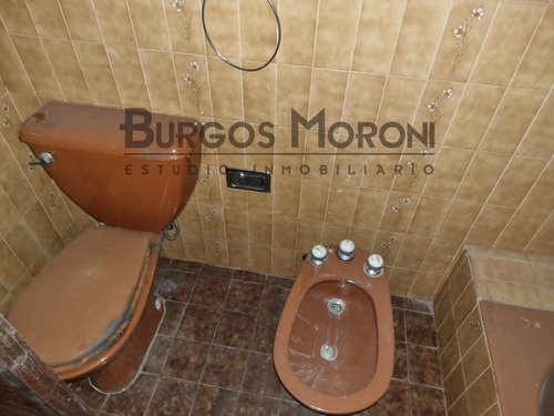 Imagen 4 de 19 de Local Con Vivienda En Venta En Ramos Mejia Sur