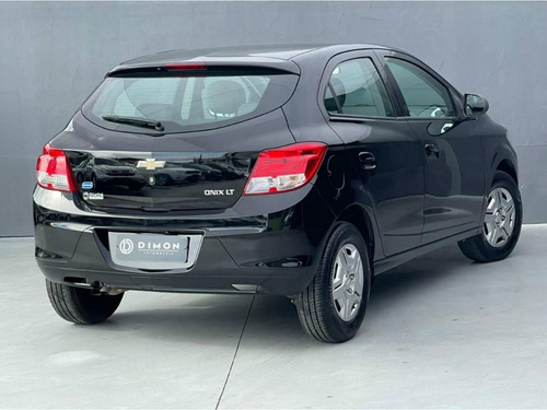 Imagem 3 de 10 de Chevrolet Onix 1.0 Lt