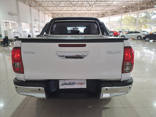 Toyota Hilux 2.7 VVT-I FLEX CD SR 4X2 AUTOMÁTICO