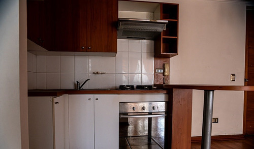 Departamento En Venta De 2 Dorm - Santiago (lord Cochrane)