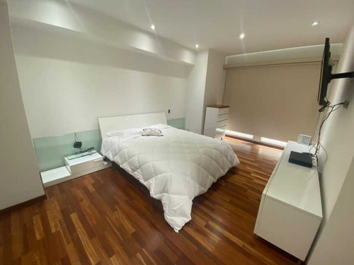 Imagen 2 de 2 de Alquiló Habitación 12m2 Santa Fe Norte 0154
