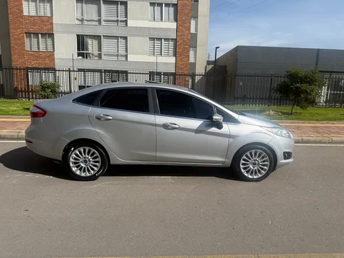 Ford Fiesta 1.6 Titanium At