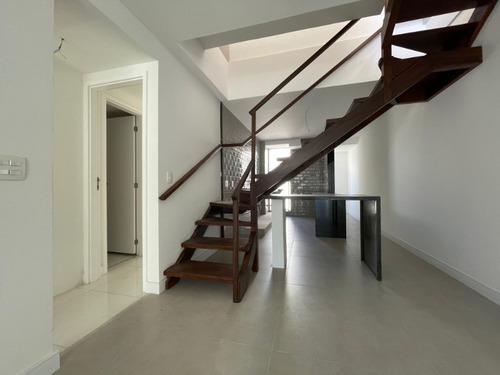 Imagem 5 de 30 de Excelente Cobertura Duplex De Alto Padrão Com Três Suítes Na Avenida Afrânio De Melo Franco, Leblon. - Co00046 - 69400607