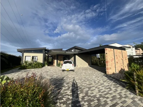 Casa Para Arriendo En Llanogrande Amoblada