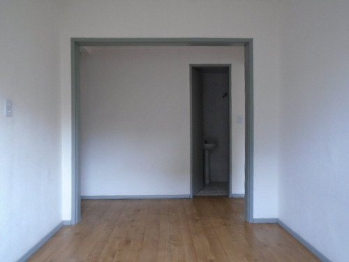 Imagem 4 de 12 de Apartamento Para Aluguel, 2 Quartos, Alto Petropolis - Porto Alegre/rs - 4221