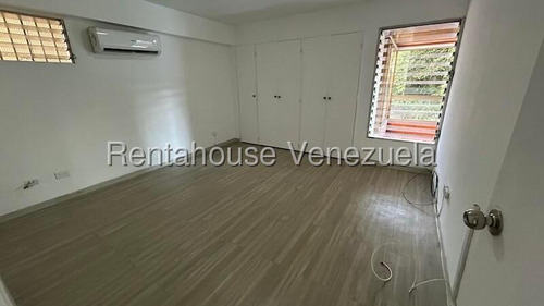 Apartamento Piso Bajo 143 M² 2h, 3b, 2p, Residencias Parque Urimare Con Piscina Pozo De Agua En Calle Cerrada En Venta En La Tahona Calle Cangilon Caracas