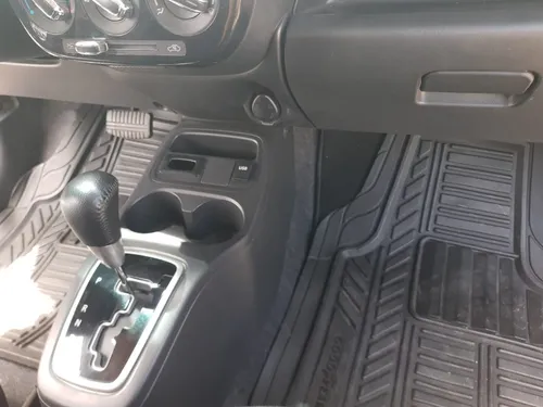 Dodge Attitude 1.2 Sxt At Cvt