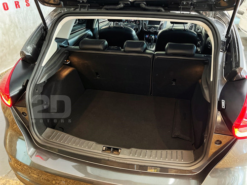 Ford Focus 2.0 TITANIUM FASTBACK 16V FLEX 4P POWERSHIFT