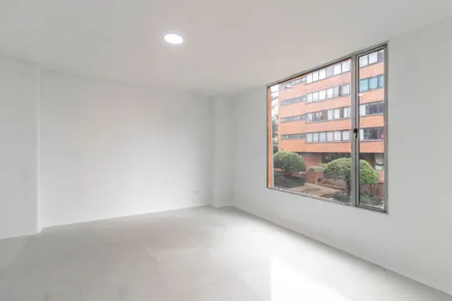 Local En Arriendo/venta En Chapinero Alto. Cod A22221