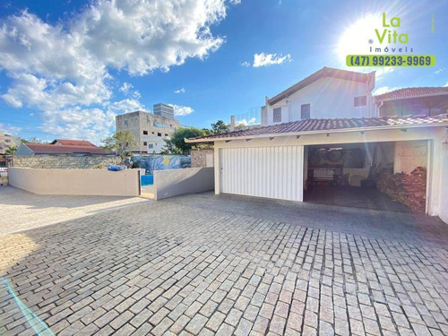 Imagem 5 de 23 de Casa À Venda Com 4 Dormitórios, Piscina, Próximo Ao Centro - Bairro Coloninha - Gaspar Sc - Ca0611