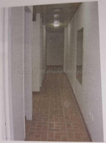 Imagen 18 de 30 de Edificio Comercial En Venta En Pleno Centro De Barquisimeto Lara ++código 23-11106 Rafael Carrasquel Vende Contáctame 0424.593.75.42 Instagram: @rentahouse.centrooccidente