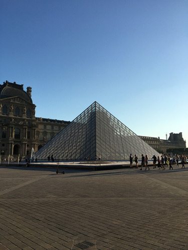 Louvre-paris-2 Fotografia