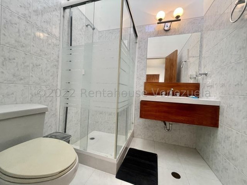 Imagen 20 de 30 de Mls #22-28102 Hermoso Y Moderno Penthouse Duplex Con Increíble Vista, Es Un Piso Completo. Afm
