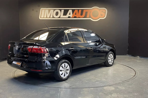 Volkswagen Voyage 1.6 Comfortline 101cv