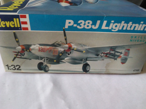 Avião Lockheed P-38j Lighting - Kit Revell 1/32 Importado