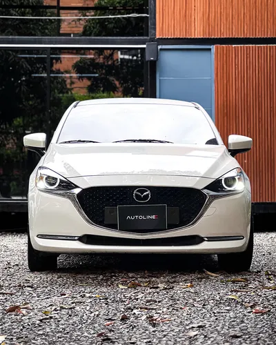 Mazda 2 Grand Touring LX B2+
