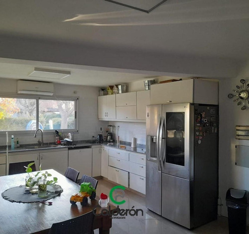 Casa En Venta Ubicado En Banco Provincia, Moreno, G.b.a. Zo
