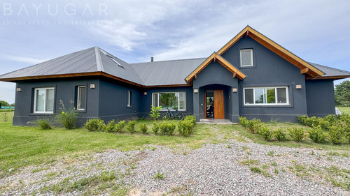 Venta Casa - Barrio Privado Everlinks Golf Club / Lujan