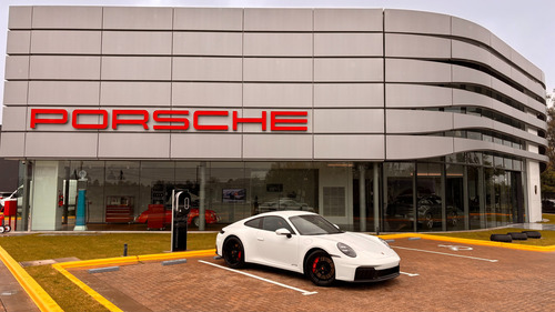 Porsche 911 Carrera Gts