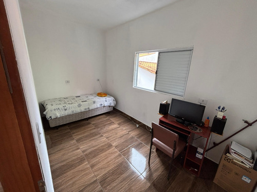 Casa Grande Em Cajamar Com Dois Andares