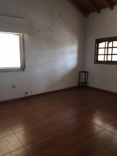 Casa Amplia En Venta En San Fernando - Punta Chica Alto
