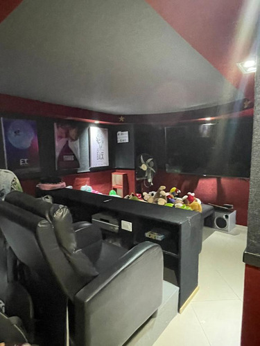 Vendo En Country Cinco Lomas, Espectacular Casa 5 Dorm. Villa Warcalde.