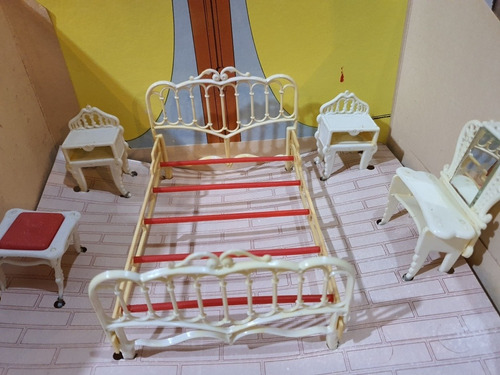 Antiguo Juguete Dormitorio Para Muñecas Con Caja