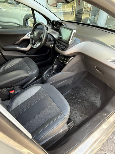Peugeot 208 1.6 Feline Tiptronic