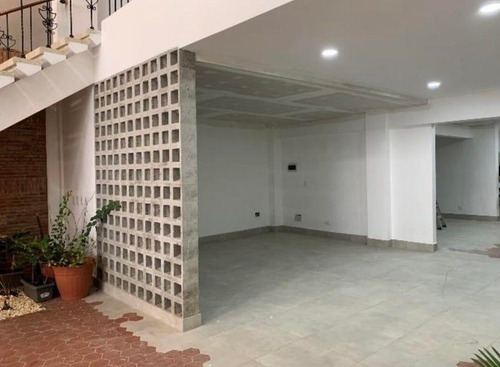 Local Comercial En Alquiler Zona Colonial Ensanche Santo Domingo