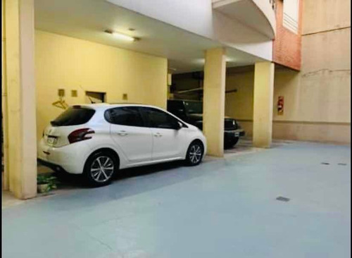 Imagen 7 de 13 de Oportunidad Única!!! Dueño Vende Cómoda Cochera Cubierta En Edificio De Viviendas En Pleno Barrio De Belgrano!!!
