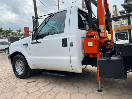 Ford F-350 4x2 Com Munck E Carroceria