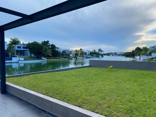 Imagen 9 de 30 de Casa En Venta Acceso A Lago, Lagos Del Sol Cancun