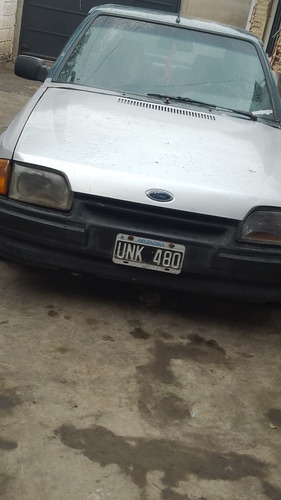 Ford Escort 1.8 Ghia S