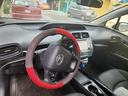 Toyota Prius 1.8 Base Cvt