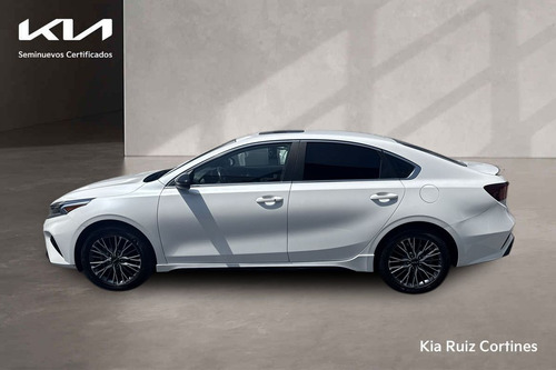 Kia Forte 4p GT Line L4/2.0 Aut