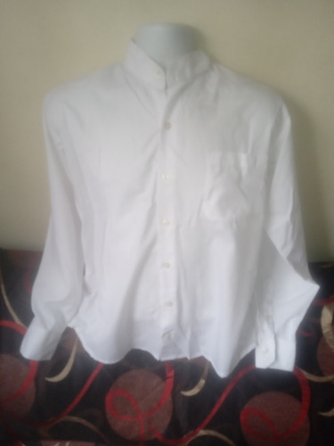 Elegante Camisa De Vestir De Hombre Talla S De Cuello Mao. 