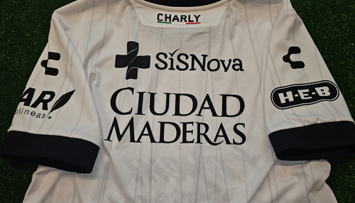 Queretaro Camiseta Suplente Talle L 2022 (Usado)