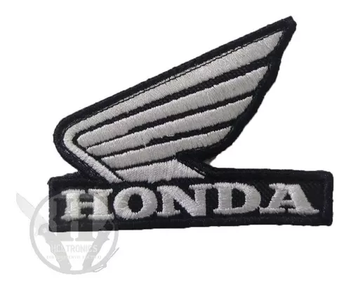 Gorra con emblema de motociclismo