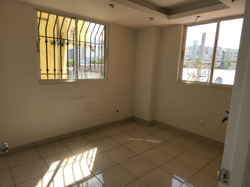 Imagen 9 de 14 de Se Alquila De Oportunidad Para Oficna Local En La Romulo Bentancourt