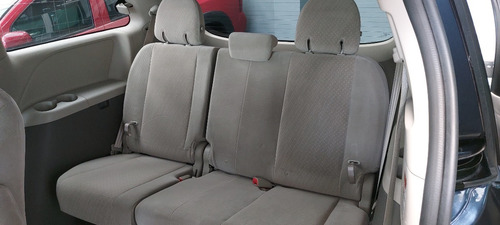 Imagen 8 de 15 de Toyota Sienna Le 2020