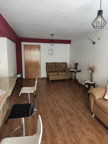 Imagen 4 de 11 de Apto. En Venta Av. Fuerzas Aéreas Urb. Los Chaguaramos
